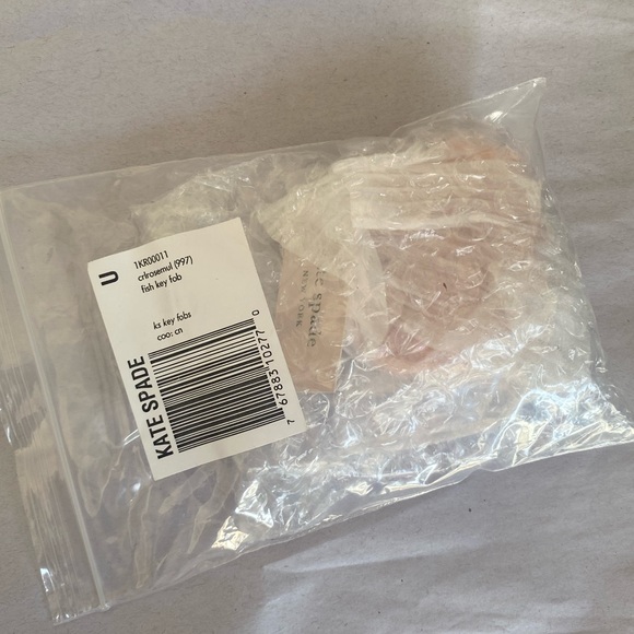 NWT Kate Spade Puffy Fish Key Fob - Picture 10 of 10